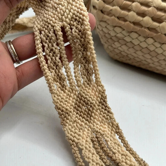 Woven Raffia Handbag with side tassels - Picture 4 of 8